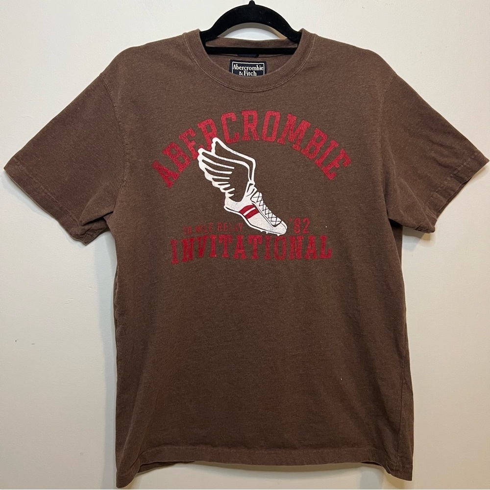 Vintage Men’s Abercrombie & Fitch Brown and Red Graphic Tee Muscle Classic Y2K